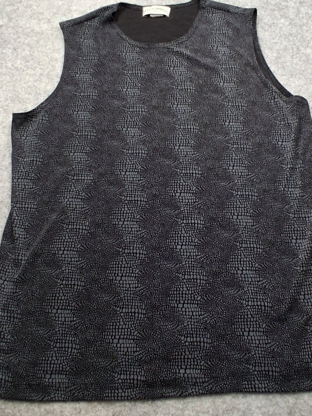 Vintage Frazier Lawrence womens top size 1x black and gray good condition